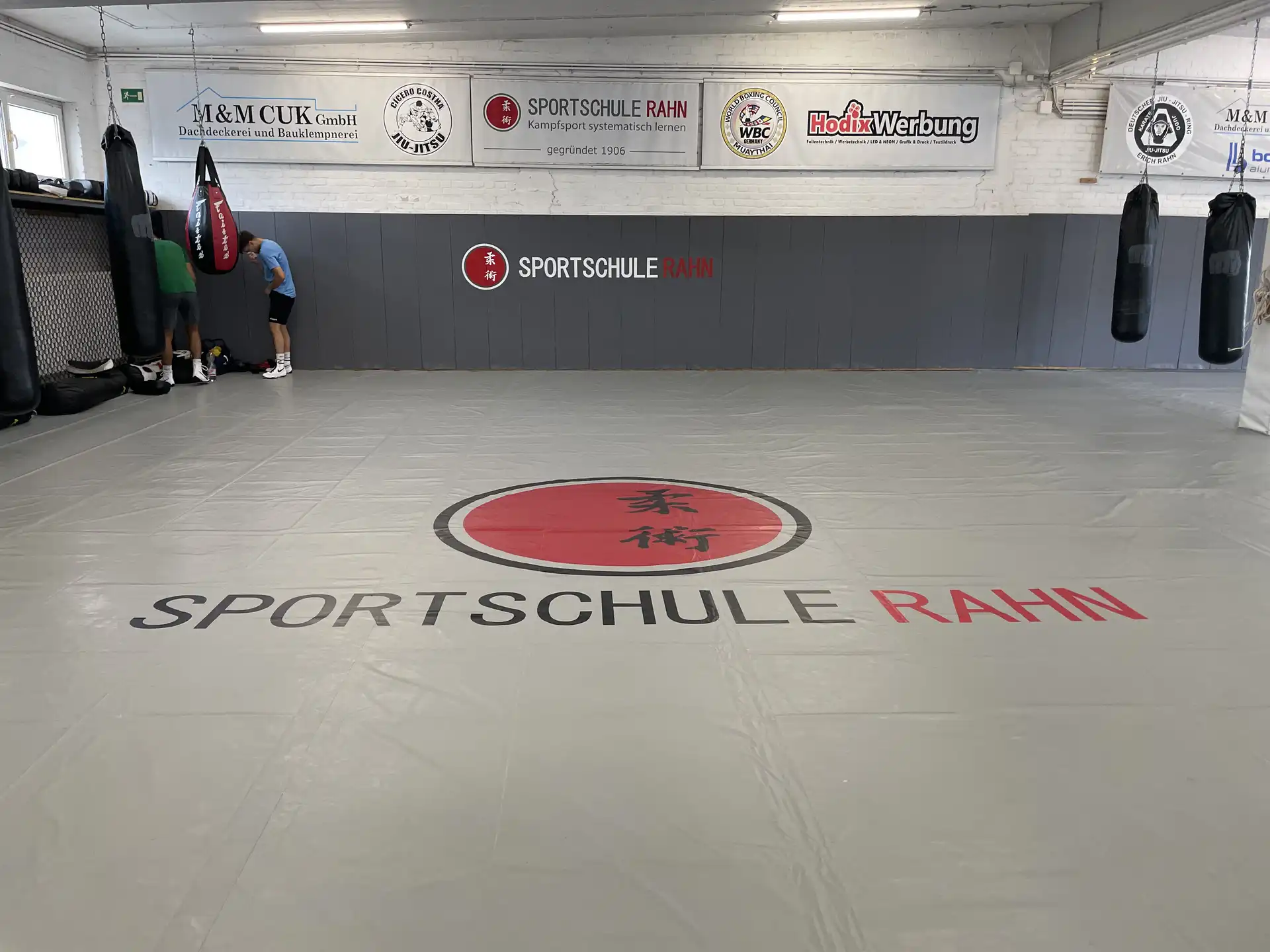 Sportschule Rahn Hallenfläche 1 - Räumlichkeit 2